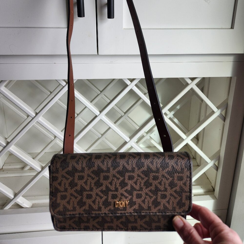 DKNY Crossbody Bags & Handbags with Inner Pockets for Women 7 inches long